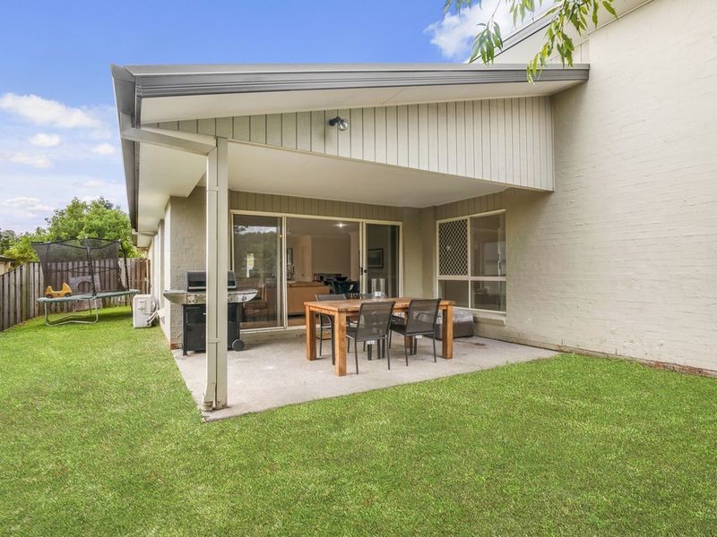 5 Tennant Street, Pacific Pines QLD 4211