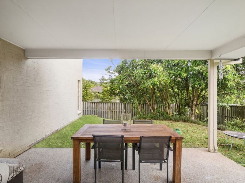 5 Tennant Street, Pacific Pines QLD 4211