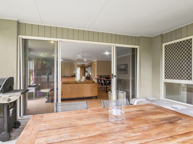 5 Tennant Street, Pacific Pines QLD 4211