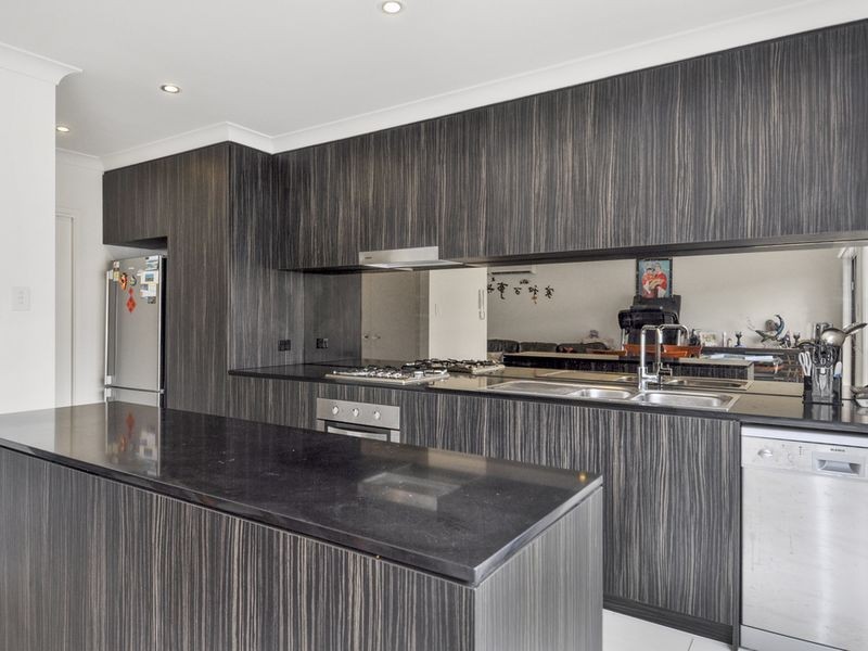 69/26 Hotham Drive, Pacific Pines QLD 4211