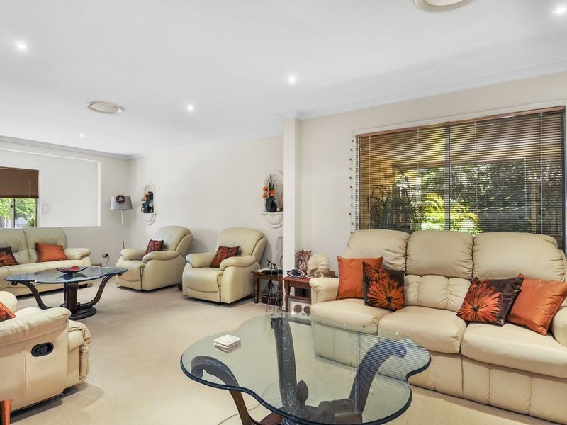 120 Santa Isobel Boulevard, Pacific Pines QLD 4211