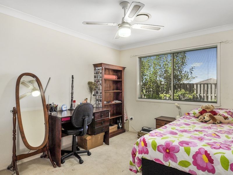 120 Santa Isobel Boulevard, Pacific Pines QLD 4211