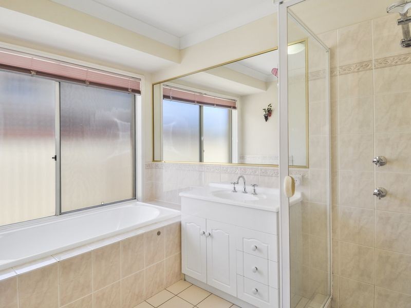 120 Santa Isobel Boulevard, Pacific Pines QLD 4211