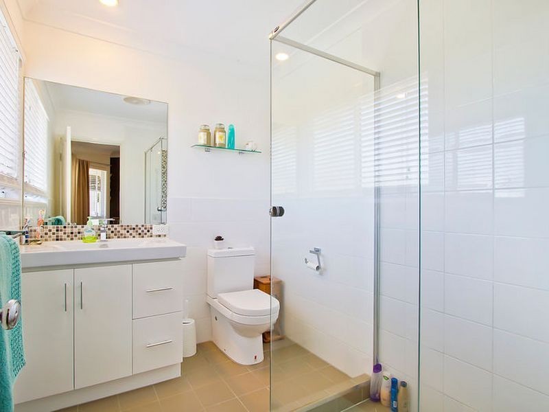 12 Mitaro Rise, Pacific Pines QLD 4211