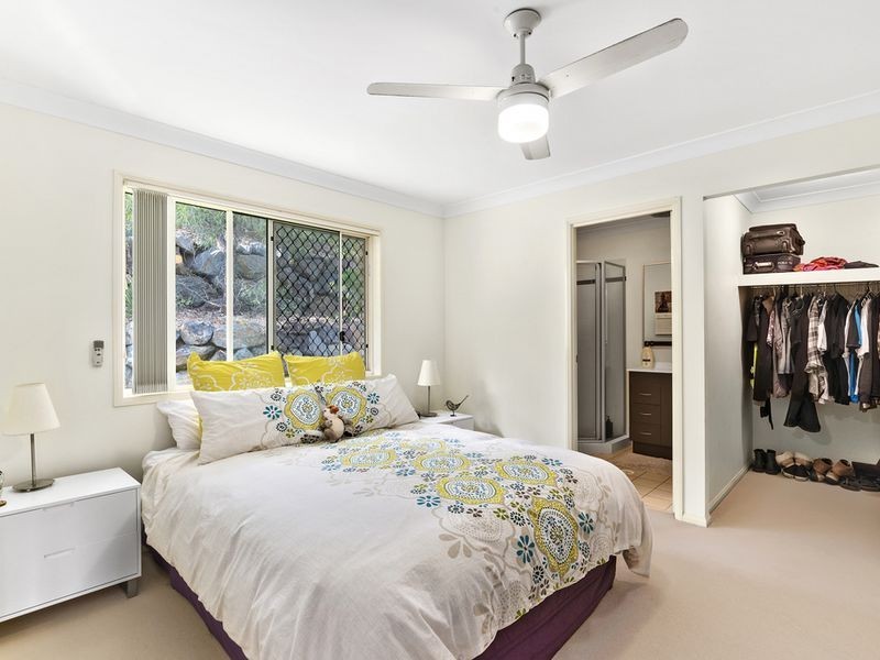 14 Pritchard Court, Pacific Pines QLD 4211