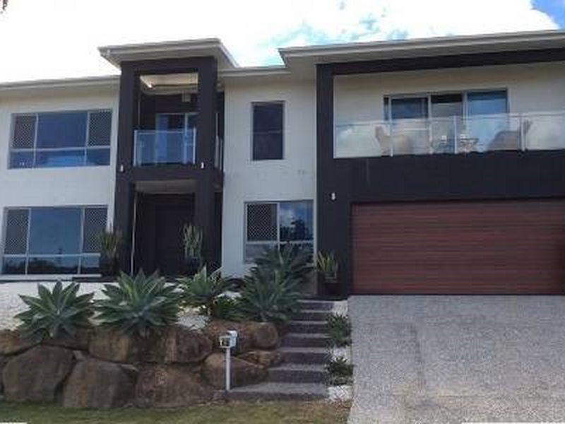 68 Diamantina Circuit, Pacific Pines QLD 4211