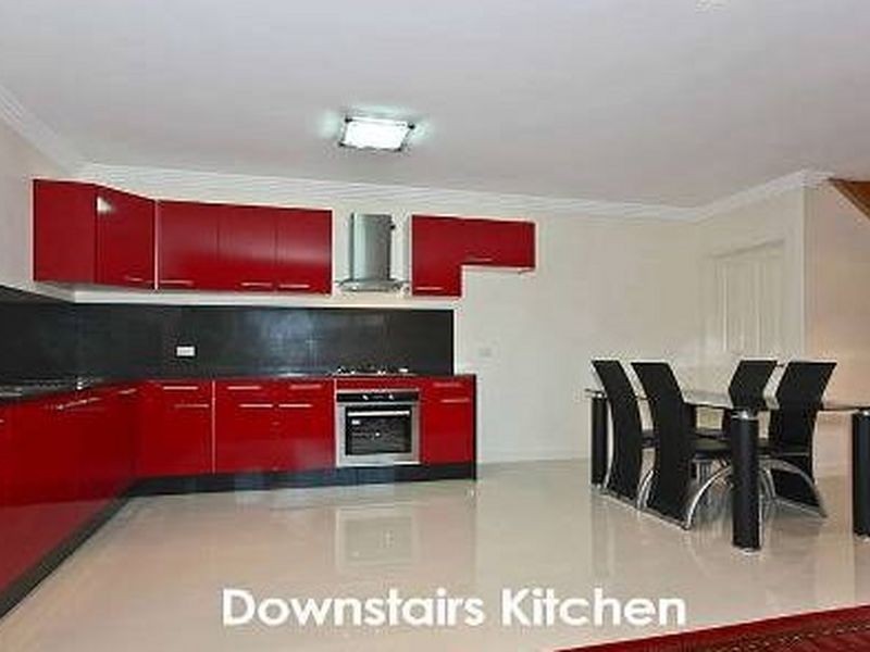 68 Diamantina Circuit, Pacific Pines QLD 4211