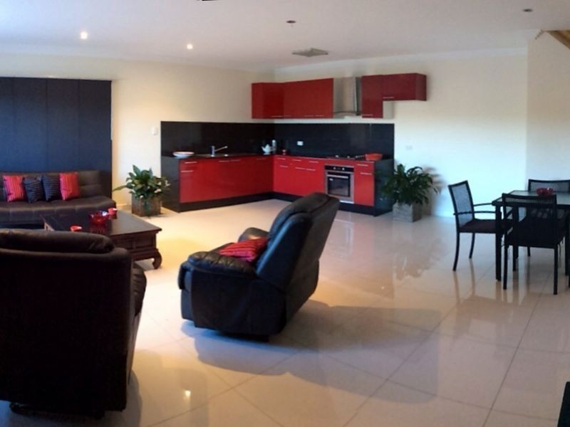 68 Diamantina Circuit, Pacific Pines QLD 4211