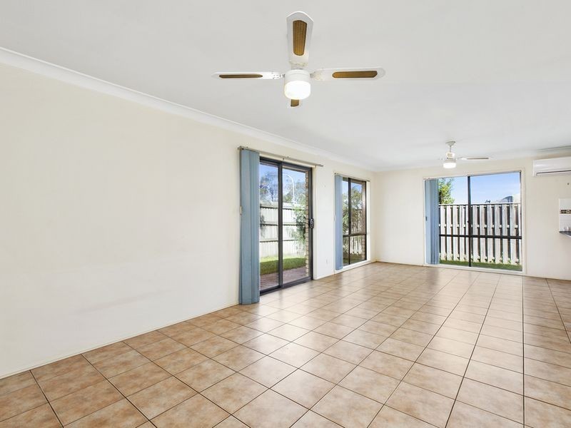 5 Murchison Street, Pacific Pines QLD 4211