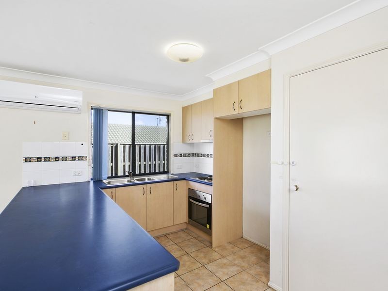 5 Murchison Street, Pacific Pines QLD 4211