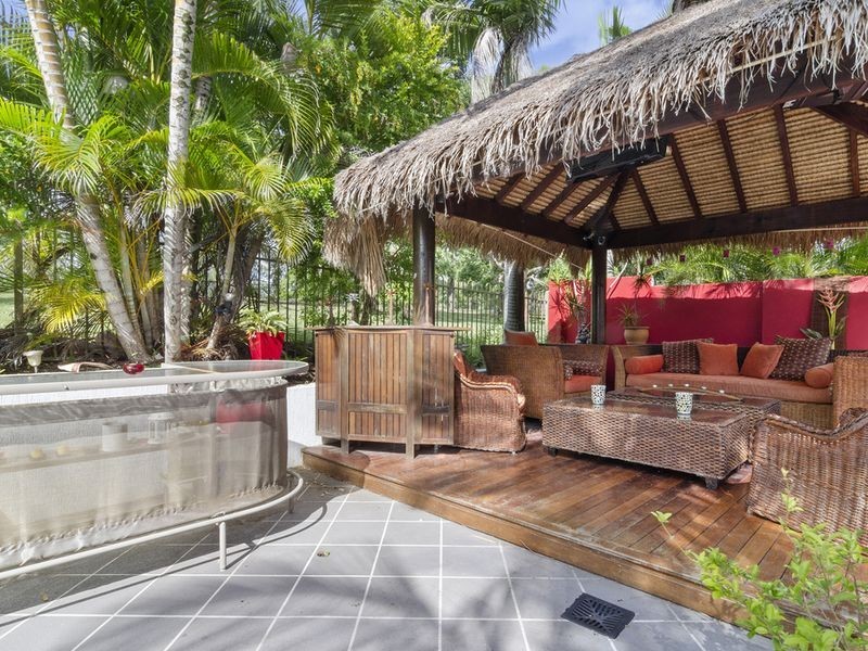 19 Chichester Drive, Arundel QLD 4214