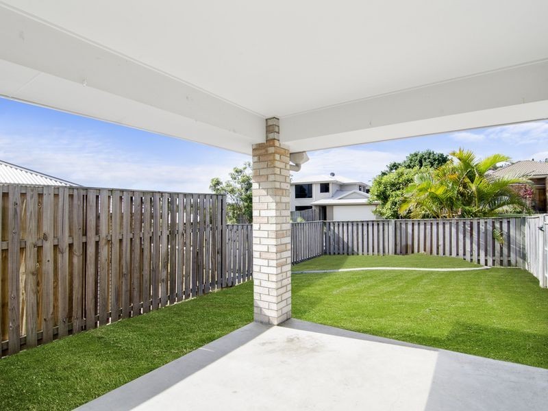 3 Yamba Street, Pacific Pines QLD 4211