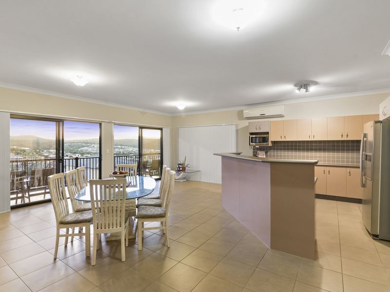 22 Angourie Crescent, Pacific Pines QLD 4211