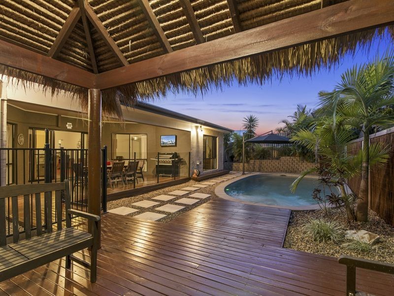 22 Angourie Crescent, Pacific Pines QLD 4211