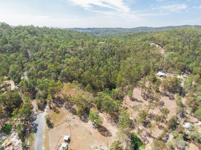 90 Holyrood Road, Maudsland QLD 4210