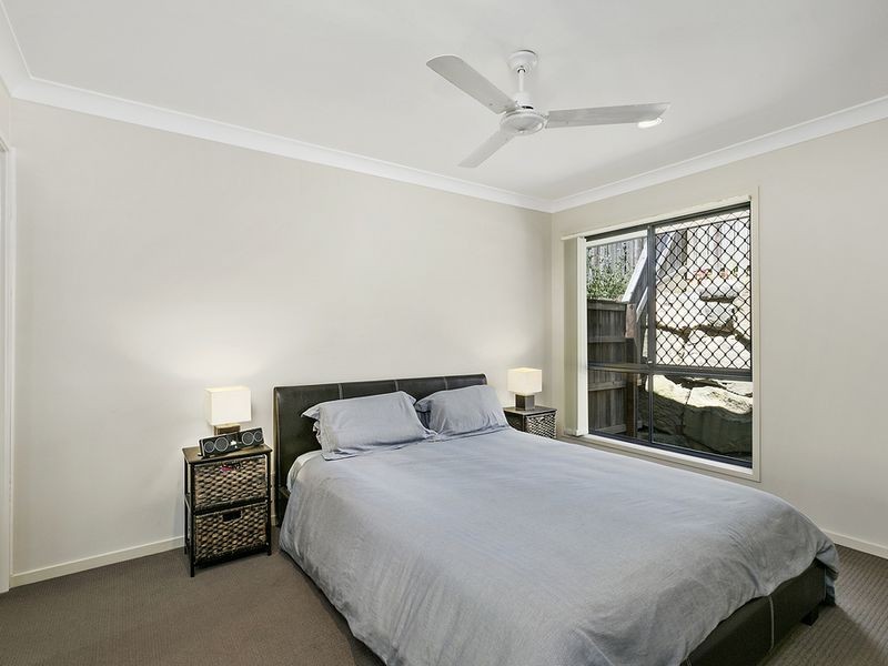 2/43 Barradeen Circuit, Pacific Pines QLD 4211