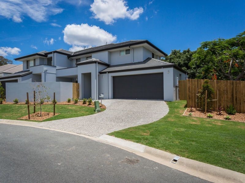 2/1 Riverwood Drive, Ashmore QLD 4214