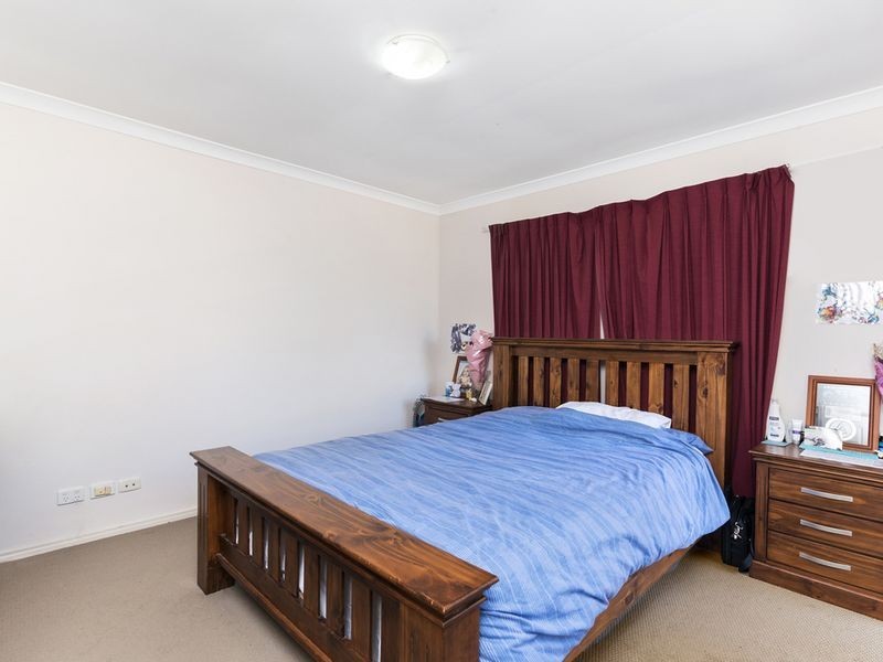 36 Pinevale Drive, Oxenford QLD 4210