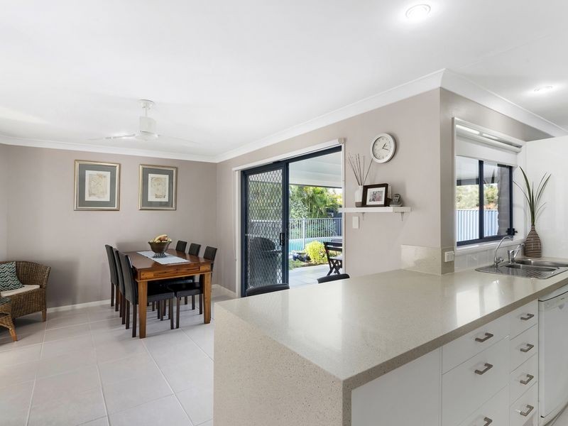 1 Harwood Place, Maudsland QLD 4210