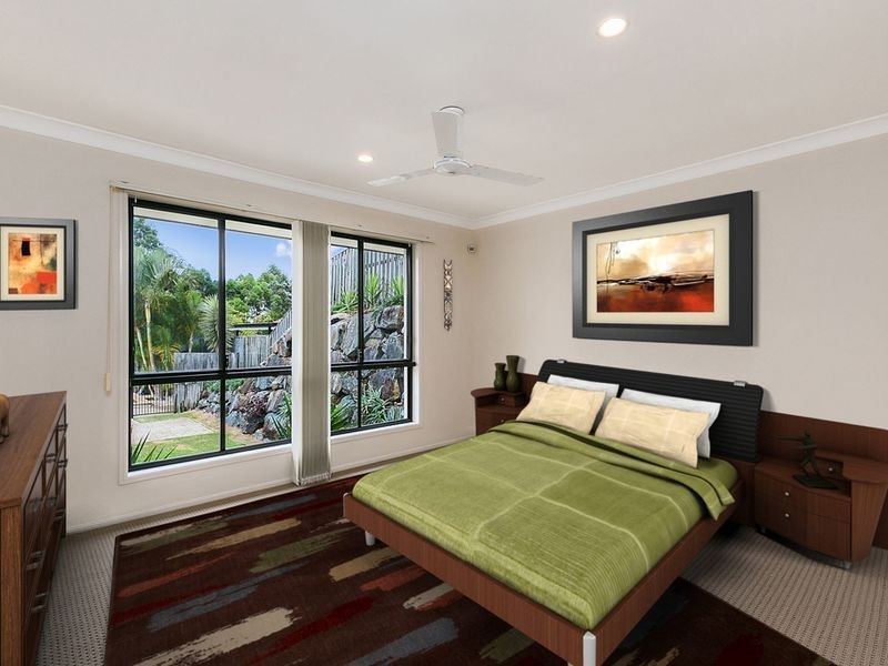 2 Springwood Avenue, Pacific Pines QLD 4211