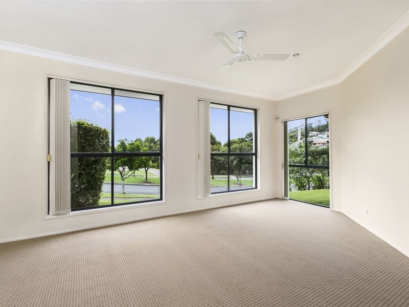 2 Springwood Avenue, Pacific Pines QLD 4211