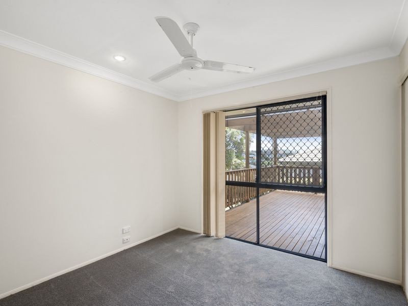 25 Hatutu Street, Pacific Pines QLD 4211