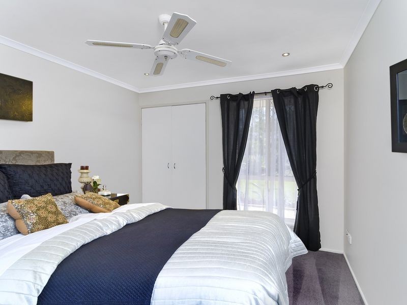 1/5 Hollywood Place, Oxenford QLD 4210