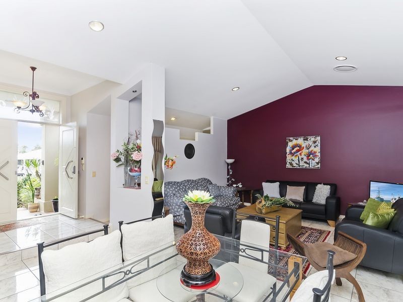 3 Nandi Terrace, Pacific Pines QLD 4211