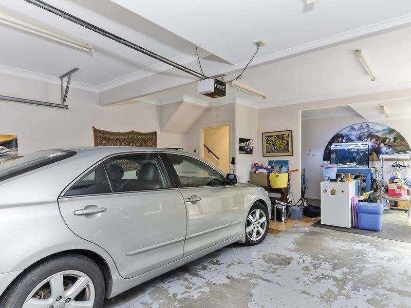 3 Nandi Terrace, Pacific Pines QLD 4211