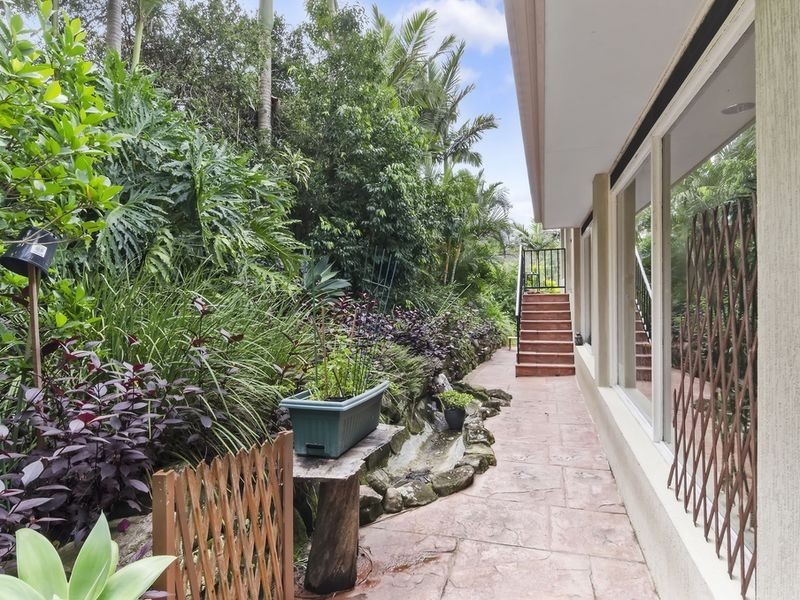 3 Nandi Terrace, Pacific Pines QLD 4211