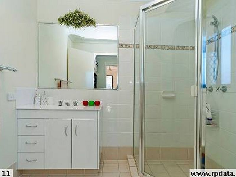 5 Taske Rise, Pacific Pines QLD 4211