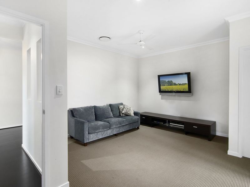 27 Northern Skies Terrace, Maudsland QLD 4210