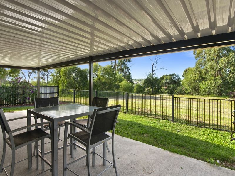 61 Codrington Circuit, Pacific Pines QLD 4211