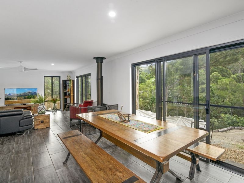 14 Pinnacle Drive, Wongawallan QLD 4210