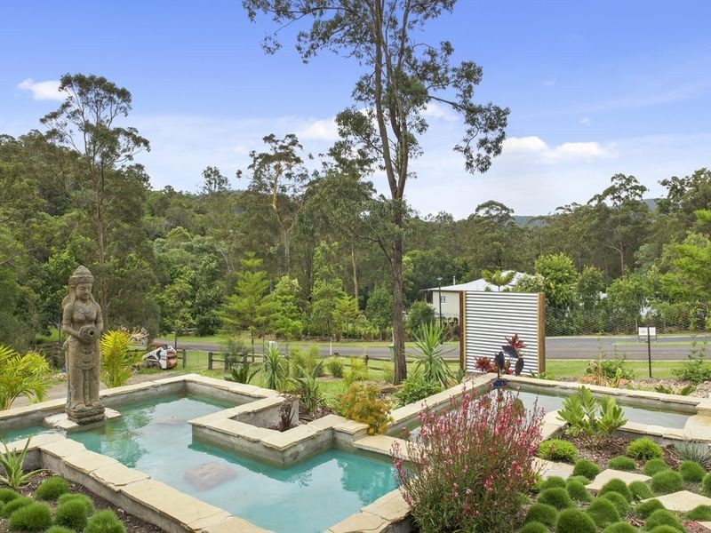 14 Pinnacle Drive, Wongawallan QLD 4210