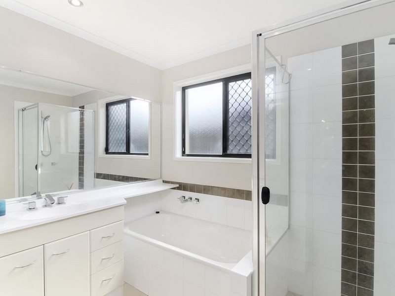 13 Burr Court, Pacific Pines QLD 4211