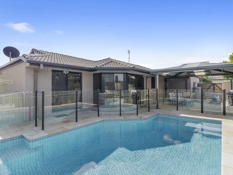 13 Burr Court, Pacific Pines QLD 4211