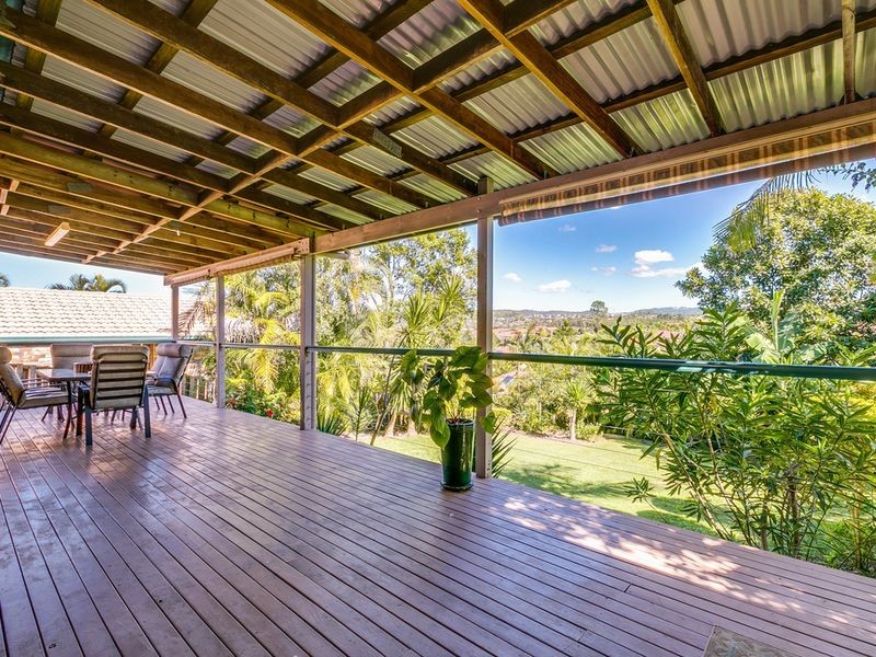 8 Corai Close, Pacific Pines QLD 4211