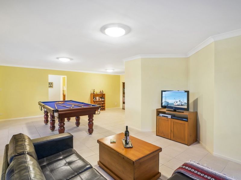 8 Paddy Place, Oxenford QLD 4210