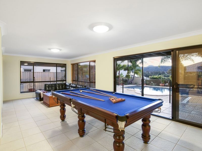 8 Paddy Place, Oxenford QLD 4210