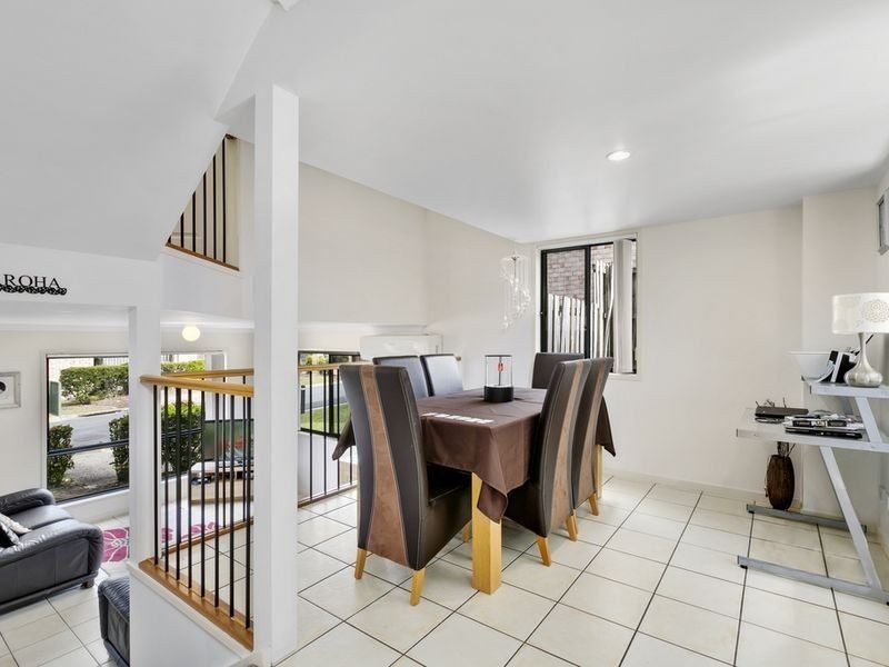 59/141 Pacific Pines Boulevard, Pacific Pines QLD 4211