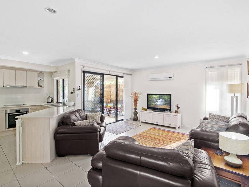 51 Manning Circuit, Pacific Pines QLD 4211