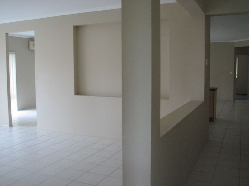 3 Irvine Street, Pacific Pines QLD 4211