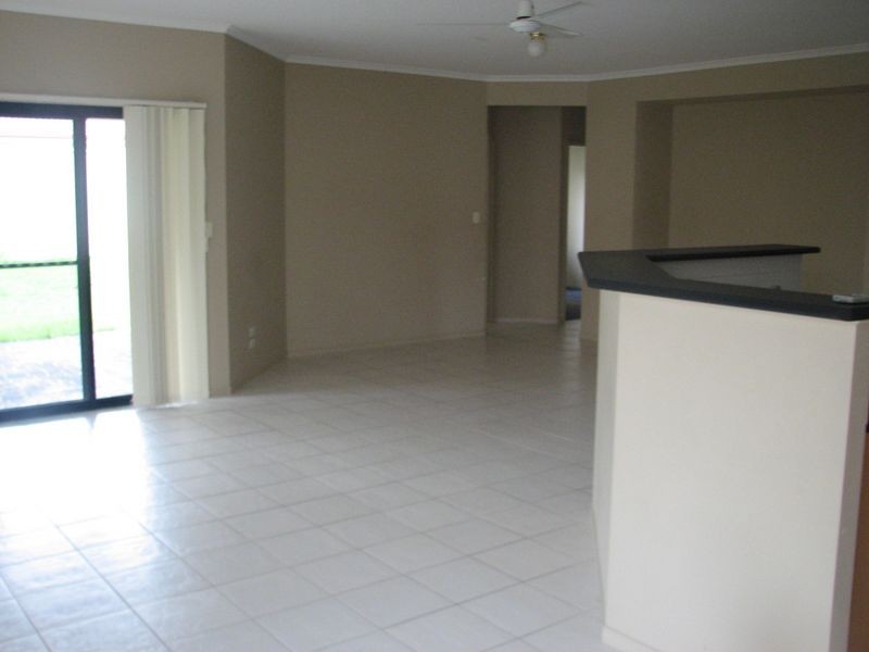 3 Irvine Street, Pacific Pines QLD 4211