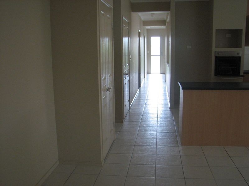 3 Irvine Street, Pacific Pines QLD 4211