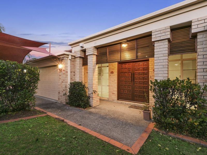 45 Howland Circuit, Pacific Pines QLD 4211