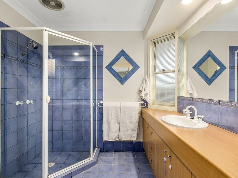 45 Howland Circuit, Pacific Pines QLD 4211