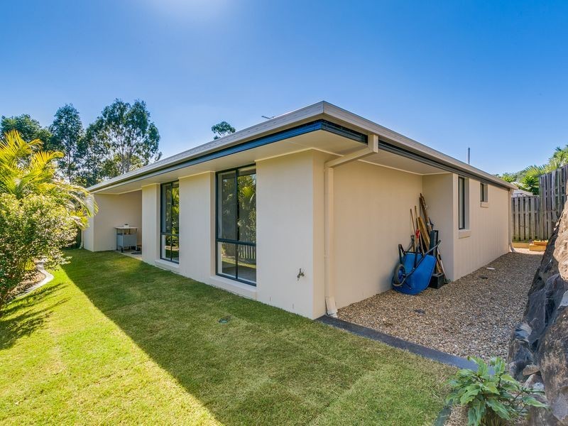 1 Napier Court, Pacific Pines QLD 4211
