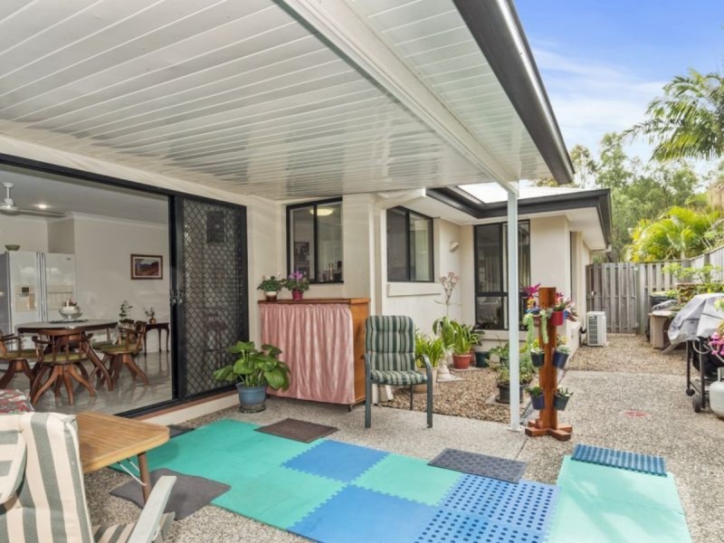 14 Bonner Court, Pacific Pines QLD 4211