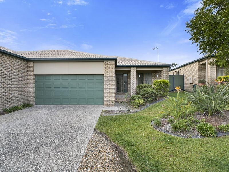 20/1 Archipelago Street, Pacific Pines QLD 4211